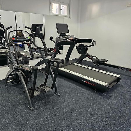 Meltemi Excelsior Suites 페리사 외부 사진